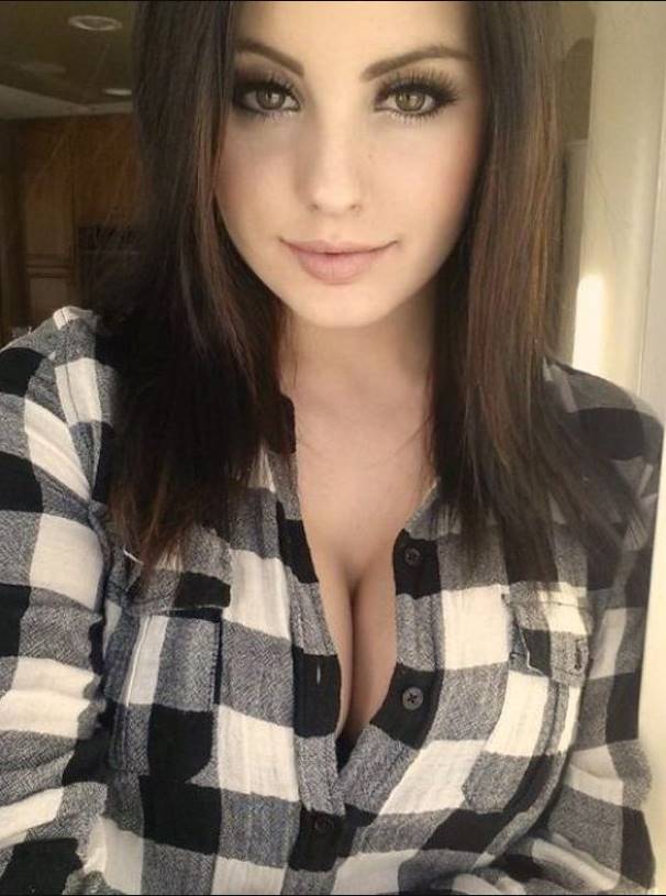 Anadolu Yakası Lolita Saatlik Esmer Escort Bayan Halime - Image 1