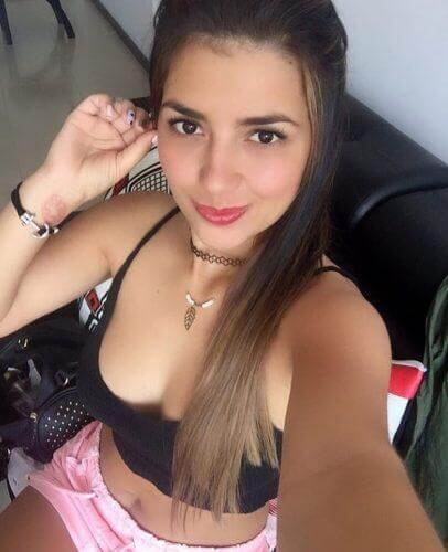 Anadolu Yakası Escort Bayan Cemre ve Asu - Image 1